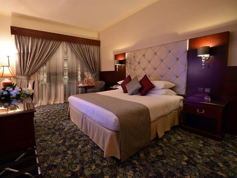 Diyar Al Taqwa Hotel Медина Екстериор снимка